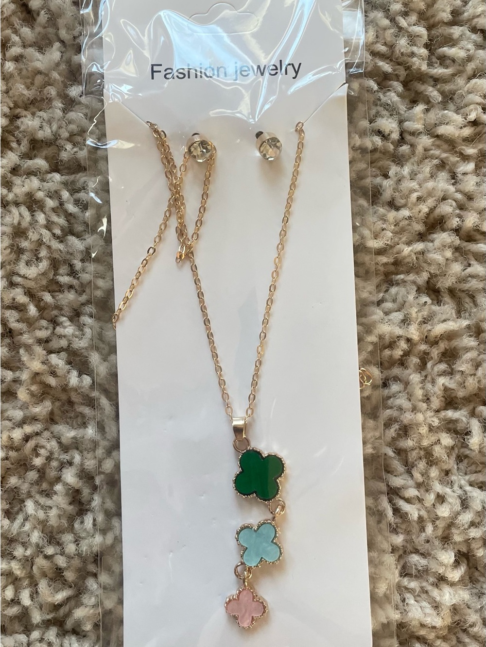 Fashion Jewelry Gold-Tone Necklace with Clover Charms and stud earrings